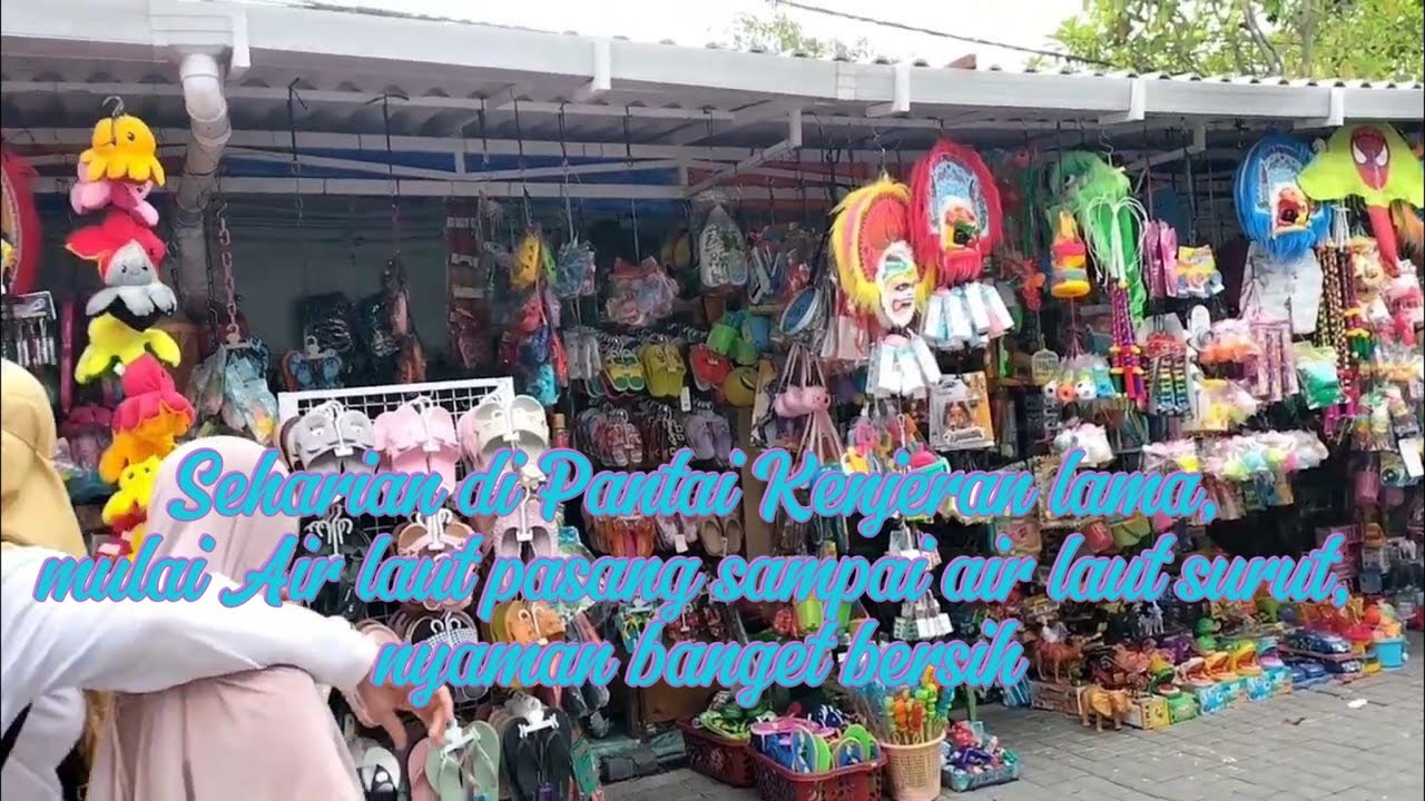Seharian di Pantai Kenjeran lama, mulai Air laut pasang sampai air laut surut, nyaman banget bersih