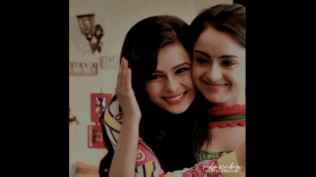 Devyani-Anushka #shastrisisters #sonalvengurlekar #ishitaganguly