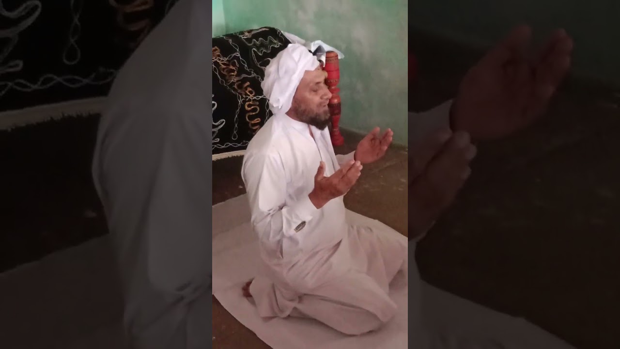 راجا محمد اشرف صاحب جنازہ کے بعد دعا