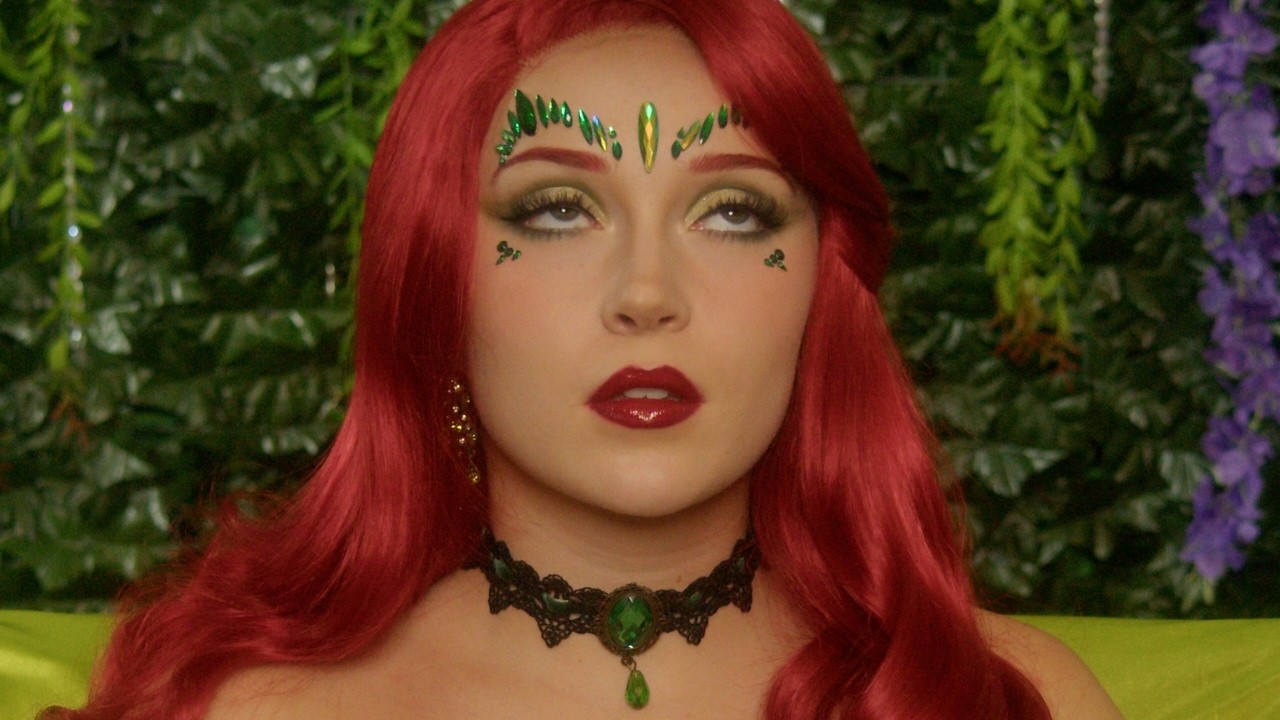 Poison Ivy Brainwashed By The Professor