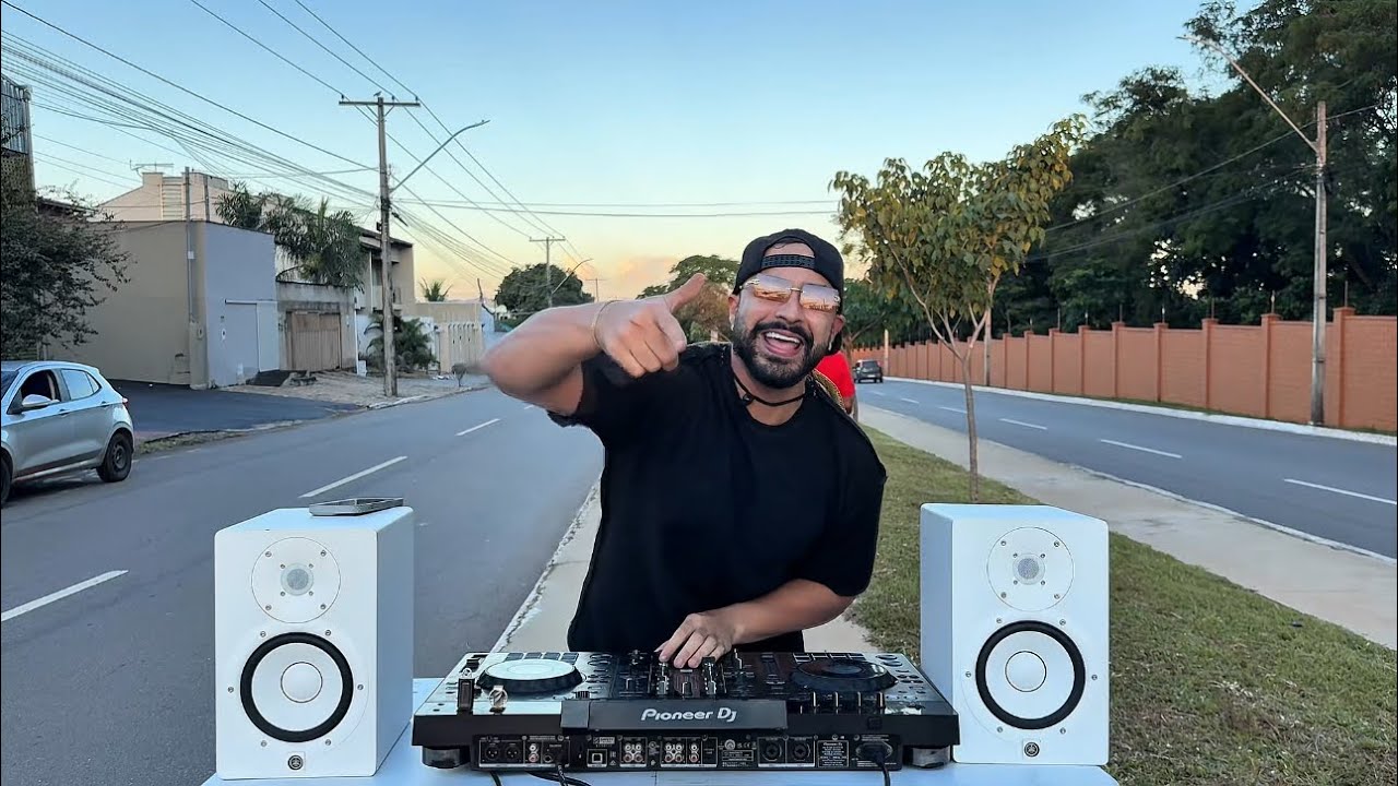 PEDRO DEOLI [ PRIMEIRO BLOCO SHOW ]