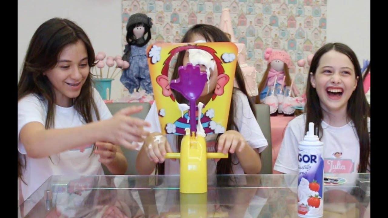 DESAFIO TORTA NA CARA PIE FACE CHALLENGE Julia Silva