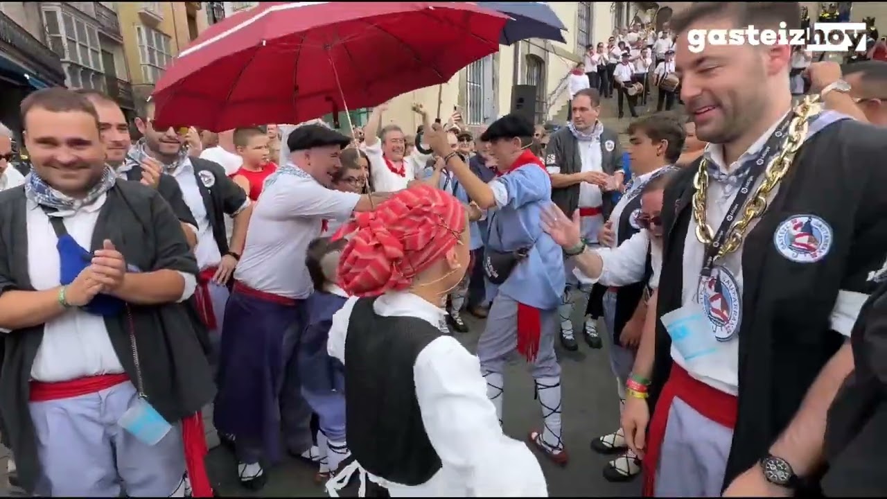 Bajada de Celedón Txiki y Edurne 2024
