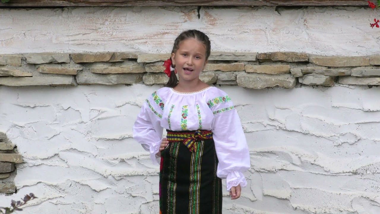 Ursu Giulia - Suntem două surioare