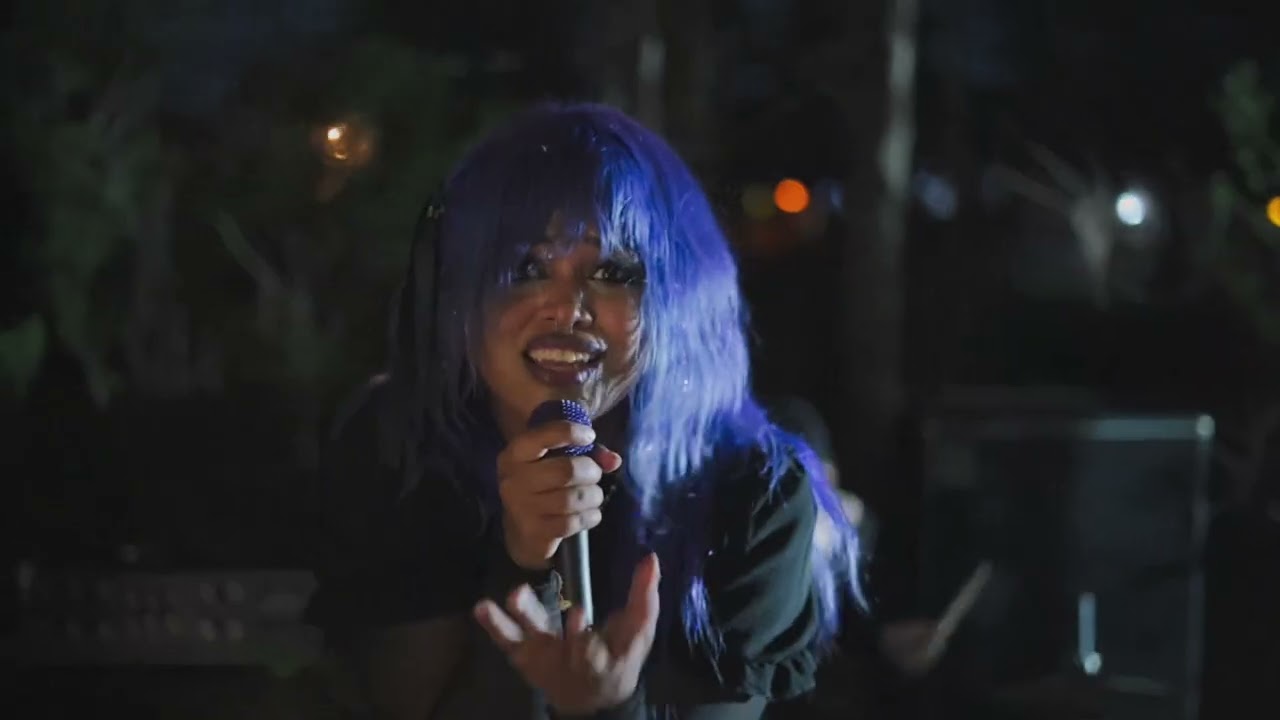 GILT -  Trailer For A Movie That Doesn't Exist (Official Music Video)