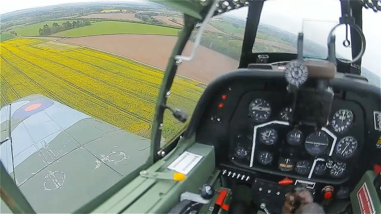 Flying in the cockpit of an RAF P51b