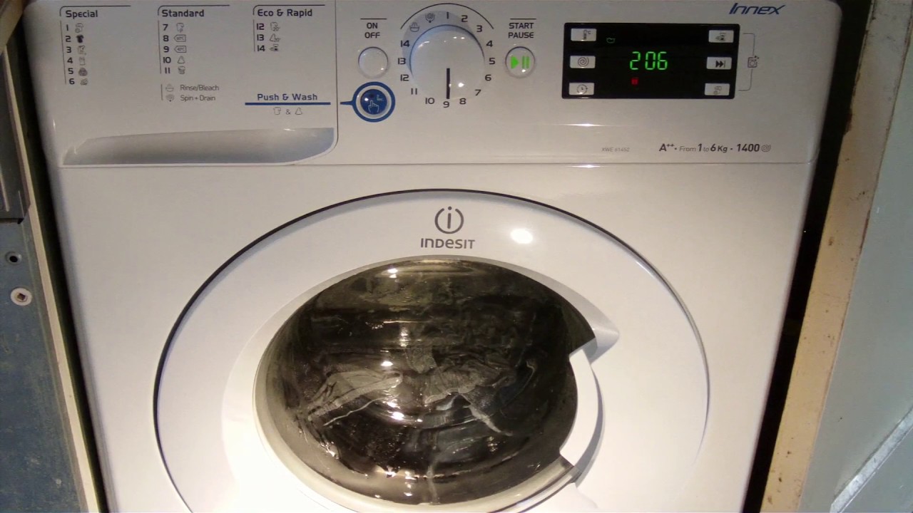 Washing Machine Indesit XWE 61452 - 