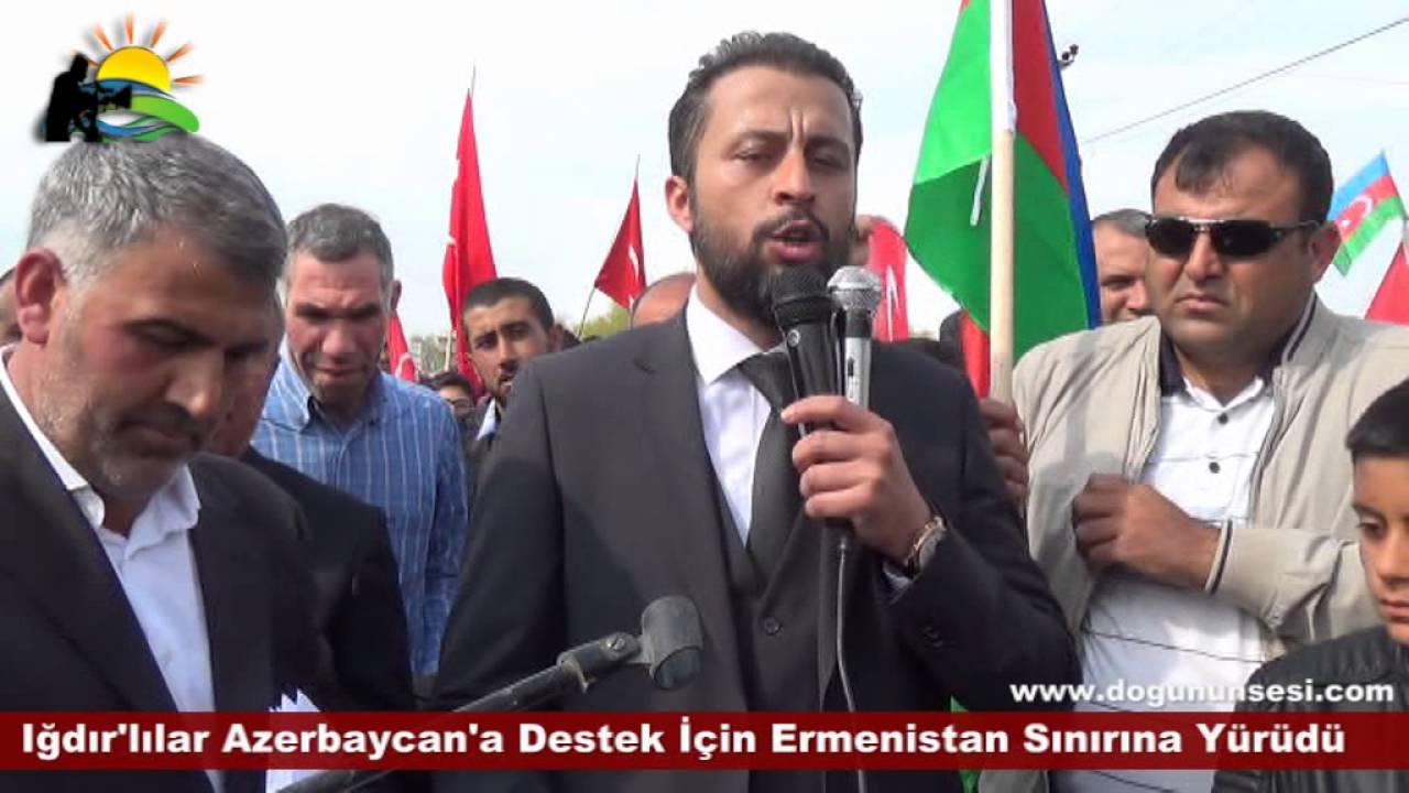 Iğdır'lılar Azerbaycan´a Destek İçin Ermenistan Sınırına Yürüdü
