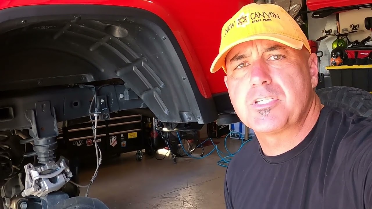 Jeep Gladiator twisting axle shafts?  JT gets a rear axle shaft upgrade.
