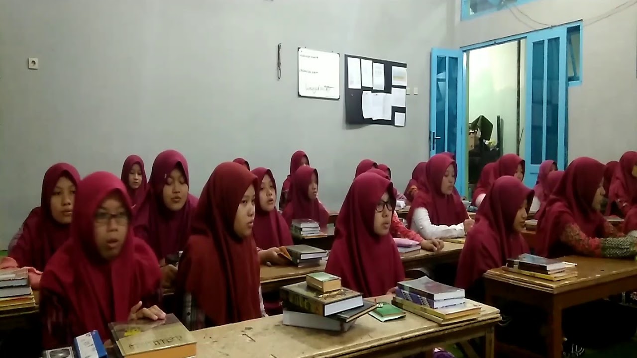 Lalaran Nadzam Alfiyyah (Buruh Tani Version) Santri Alfiyyah 2 PP Al-Luqmaniyyah Yogyakarta
