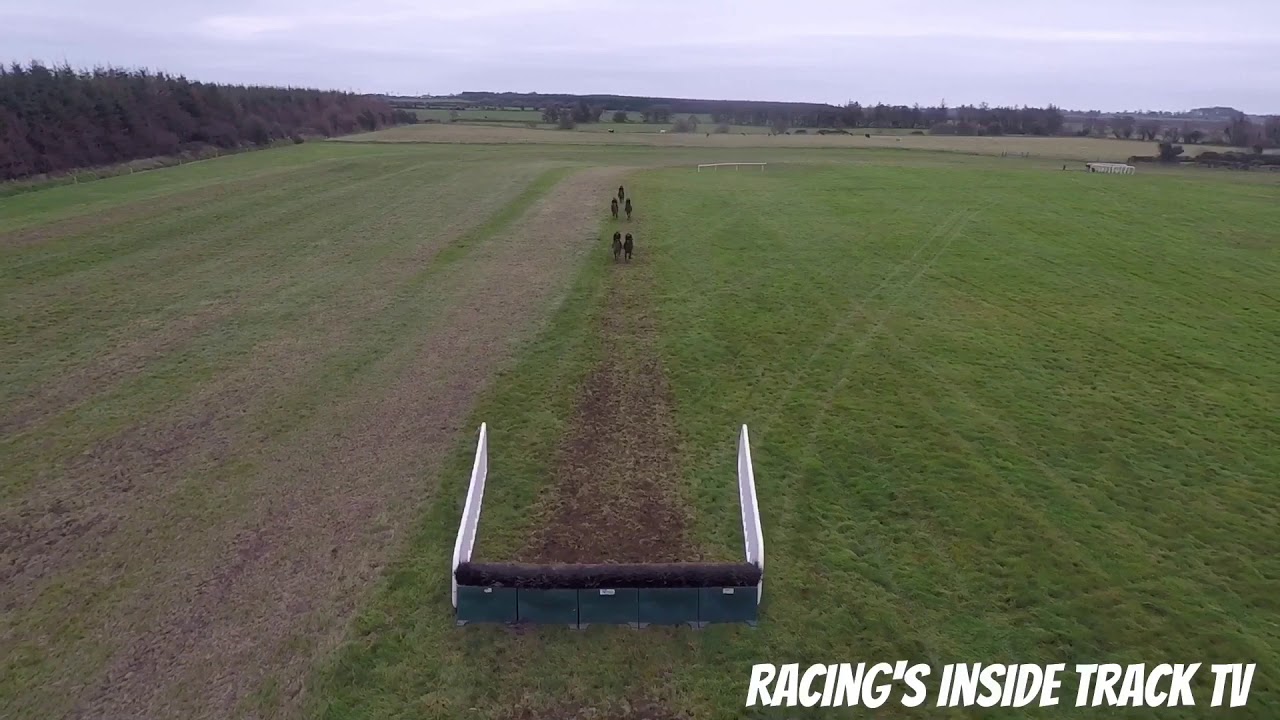 Racing's Inside Track tv spent the morning with Colin Bowe & Barry O'Neill