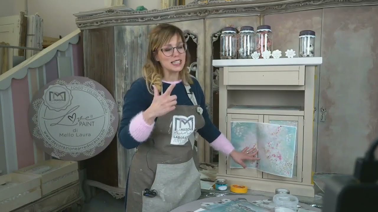 Come decorare con carte riso un mobile porta tv. Parte 1. Fai da te