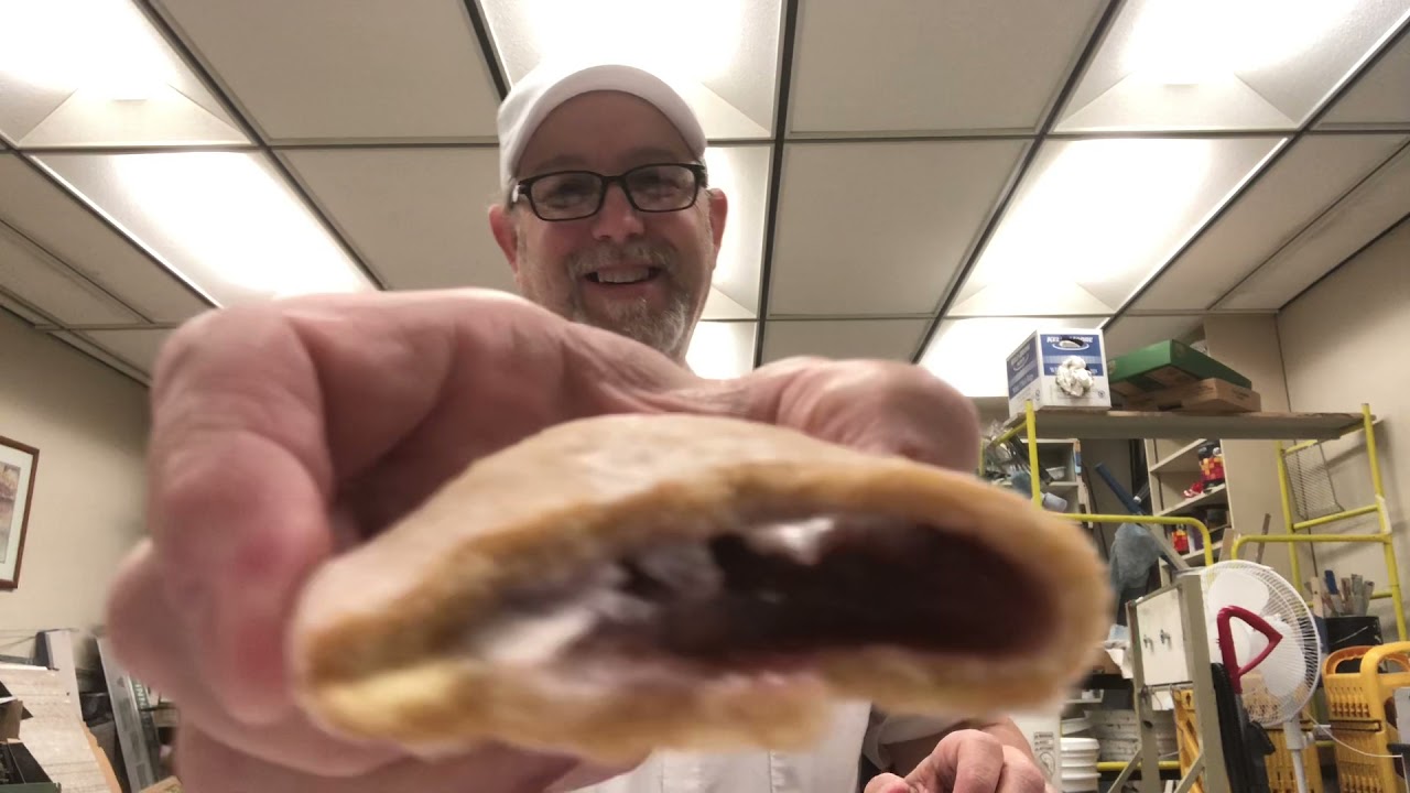 JJ’s Bakery Strawberry & Cream Pie ,Lightly Glazed(Duo’s) # The Beer Review Guy
