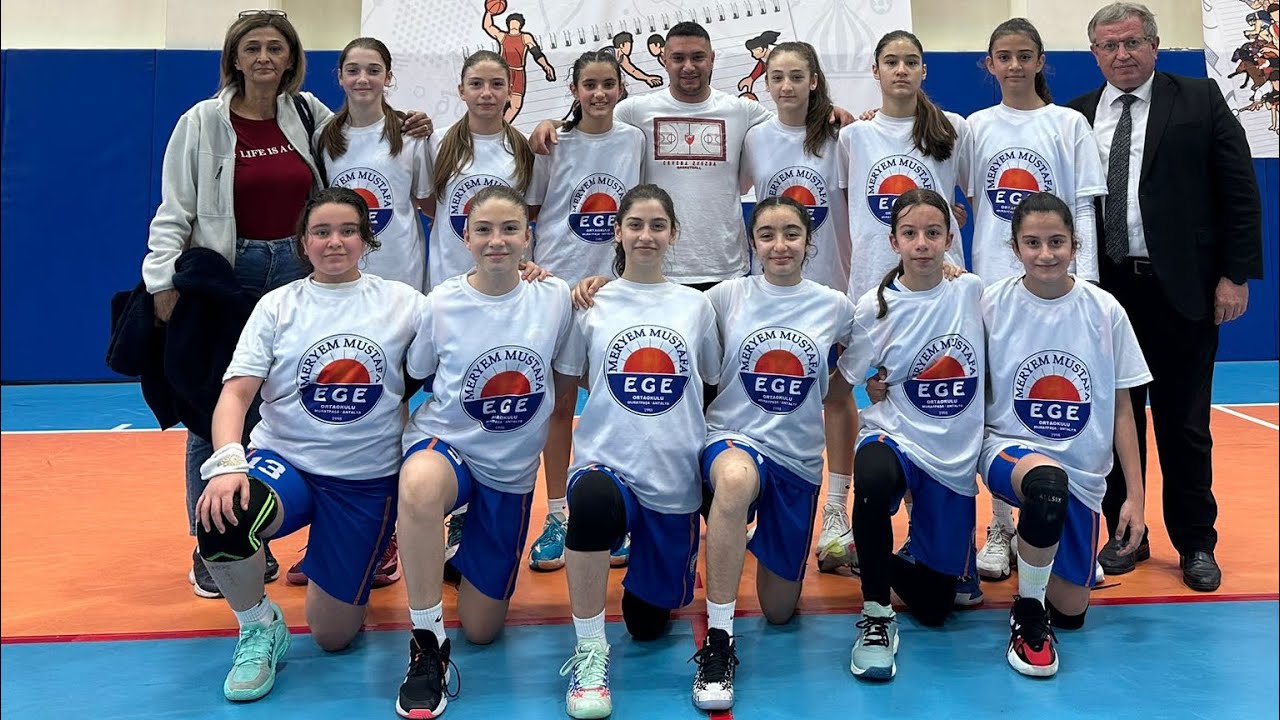 Meryem Mustafa Ege Ortaokulu Gedik Ortaokulu Final Maçı