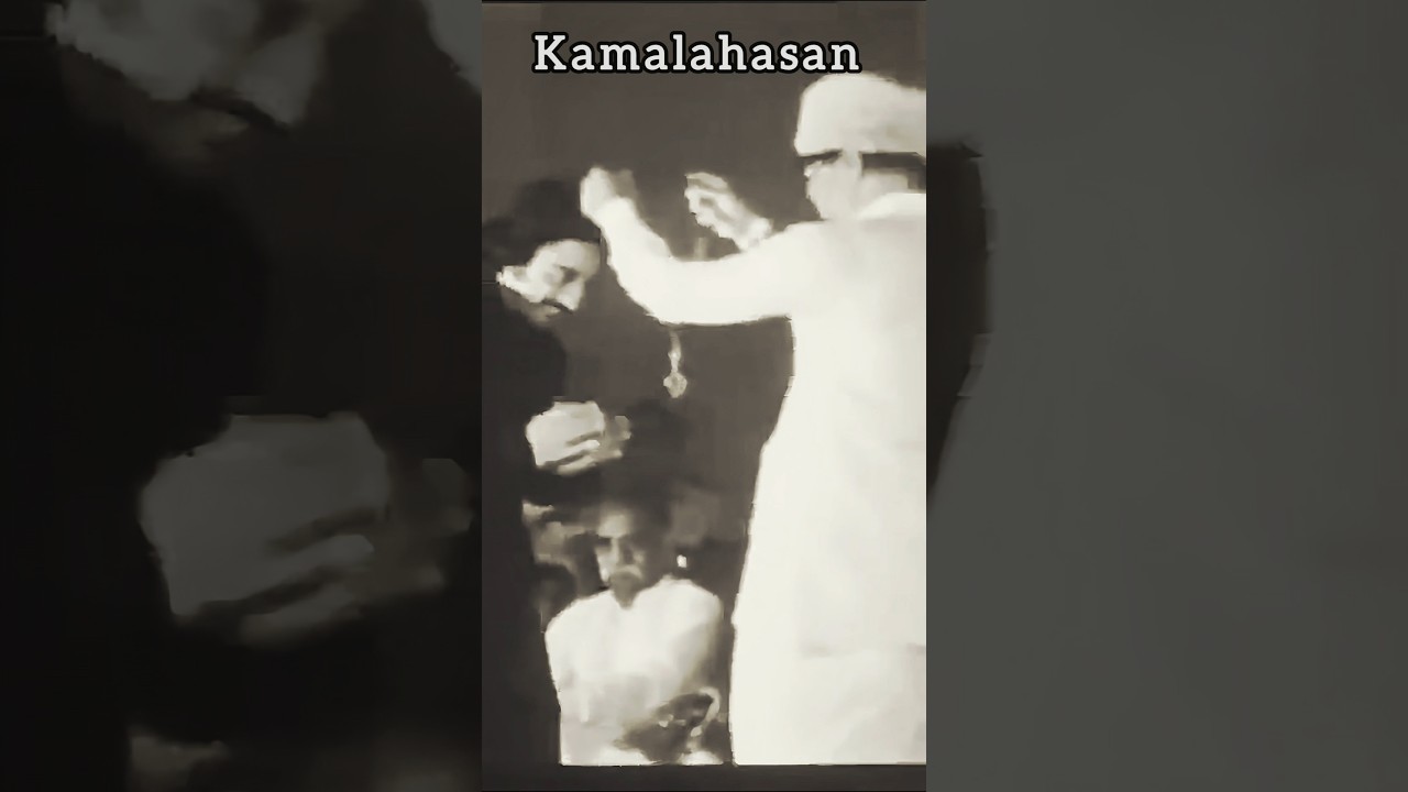Rare video of MGR honouring Kamal and Rajinikanth #kamalahasan #rajinikanth #makkalthilakammgr