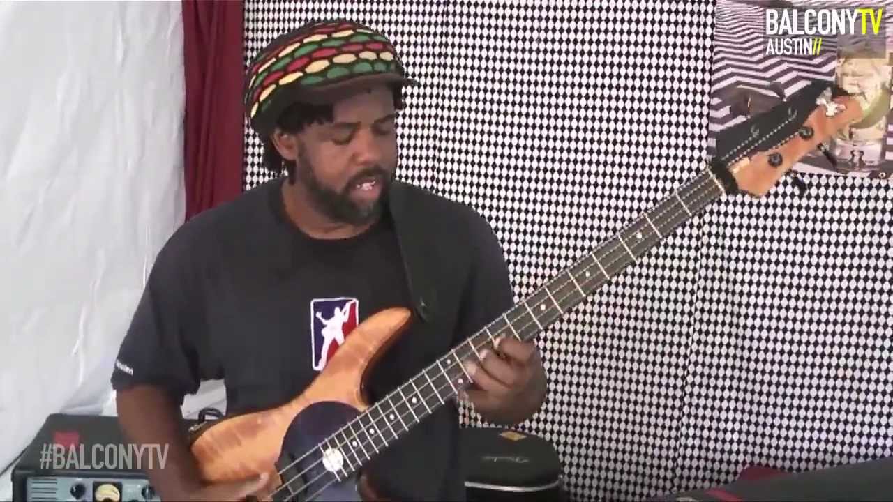 VICTOR WOOTEN AT UTOPIAFEST