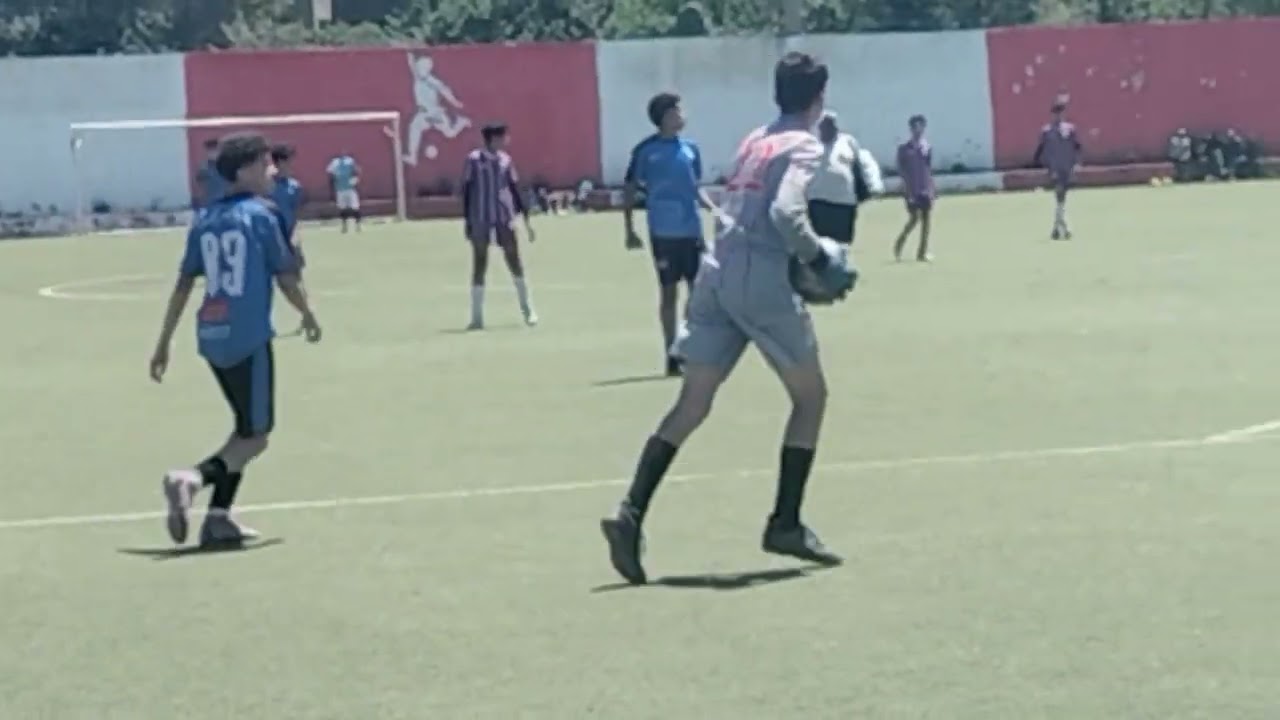 Le 03/05/2024 مقابلة يوم الجمعة بين فريق الوداد البيضاوي U14وجمعية التحدي أطلس الحاجب