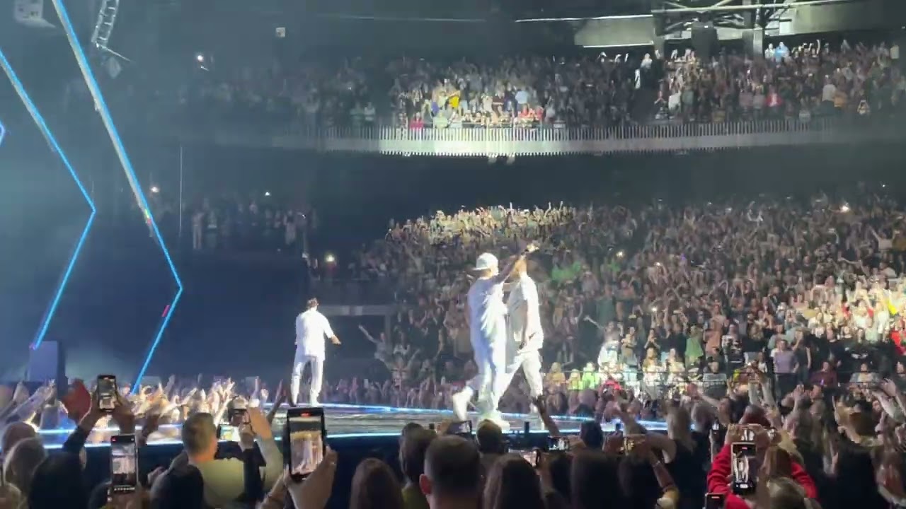 Backstreet Boys - I Want It That Way