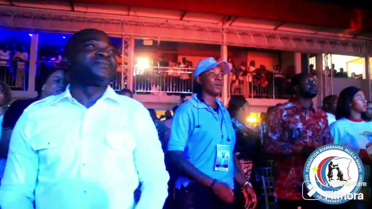 Concert de Frère Fiston Gloire MAMBA, le village chez NTEMBA dans son ébullition 