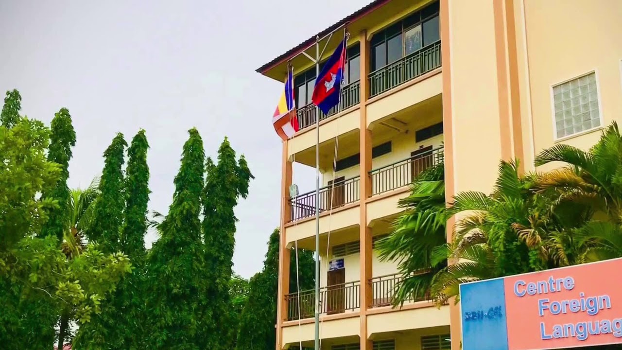 នឹកមិត្តចាស់ នឹកសាលារៀន នឹកពេលវេលាល្អៗ មិត្តធ្លាប់ជួបជុំ សម្លាញ់អើយពេលនេះអ្នកនៅទីណា