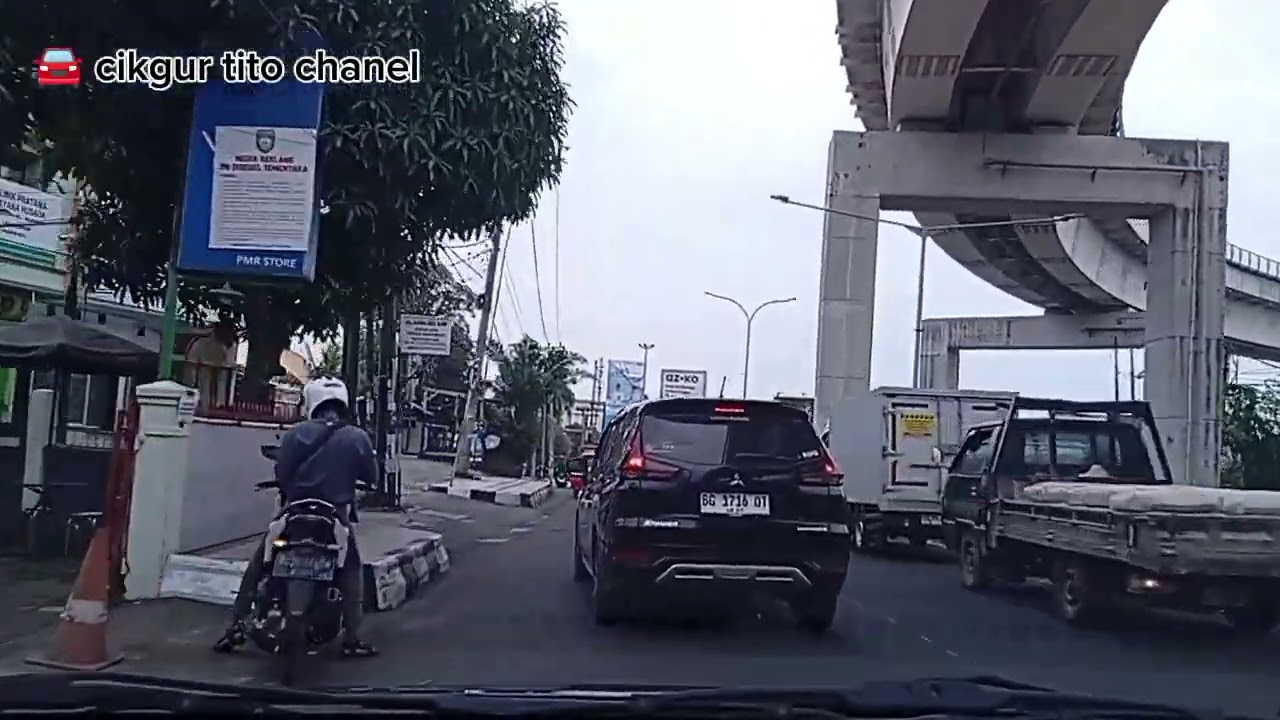 Mengitari kota Palembang melewati jalan Parameswara jembatan musi dua