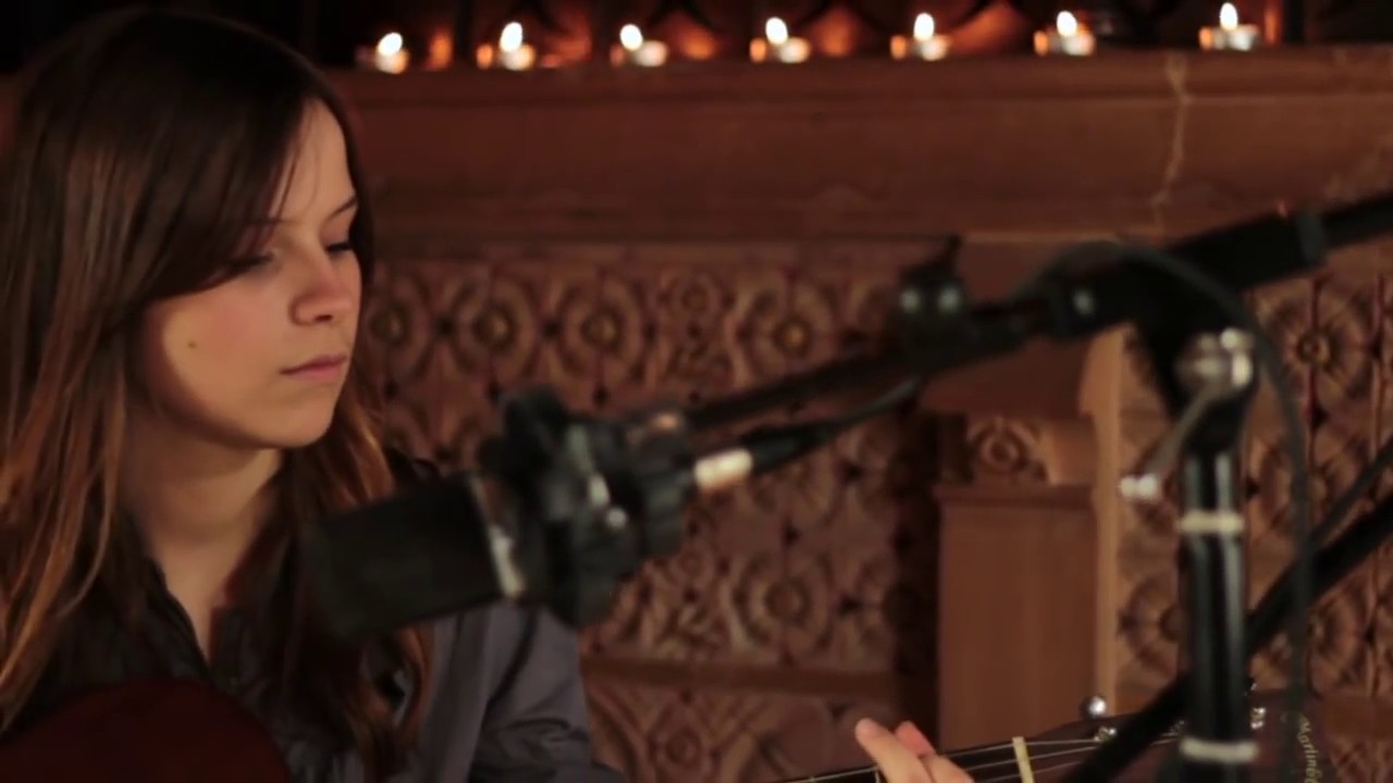 Gabrielle Aplin - Home (Live & Acoustic)