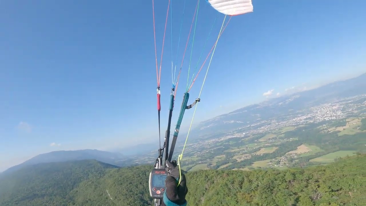 AIGUEBELETTE EN PARAPENTE
