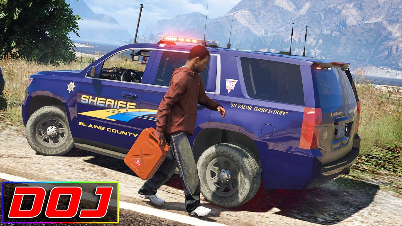 Stealing Cop's Fuel | GTA 5 Roleplay | DOJ #129