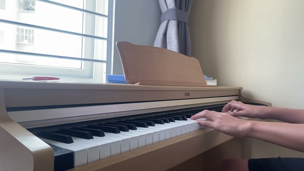 Lanterns - Xomu on piano
