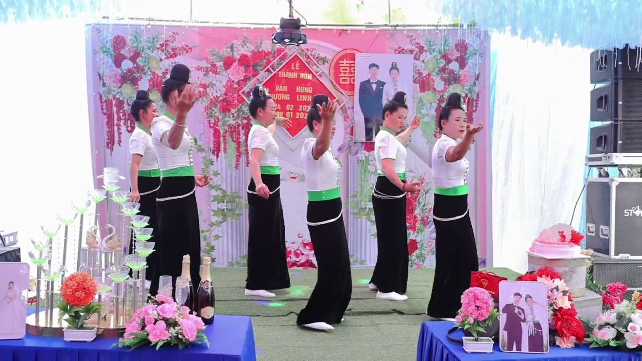 BÀI MÚA ĐVN MỪNG LỄ THÀNH HÔN VĂN HÙNG & PHƯƠNG LINH TẠI BẢN TIN TỐC XÃ PHÌNH GIÀNG  ĐIỆN BIÊN