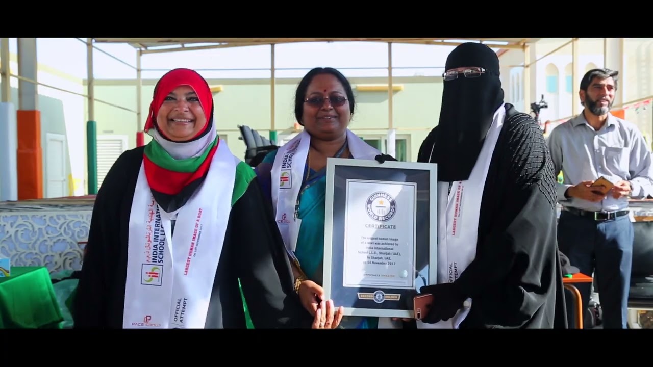 4,882 students from India International schoo sharjah l break Guinness World Record