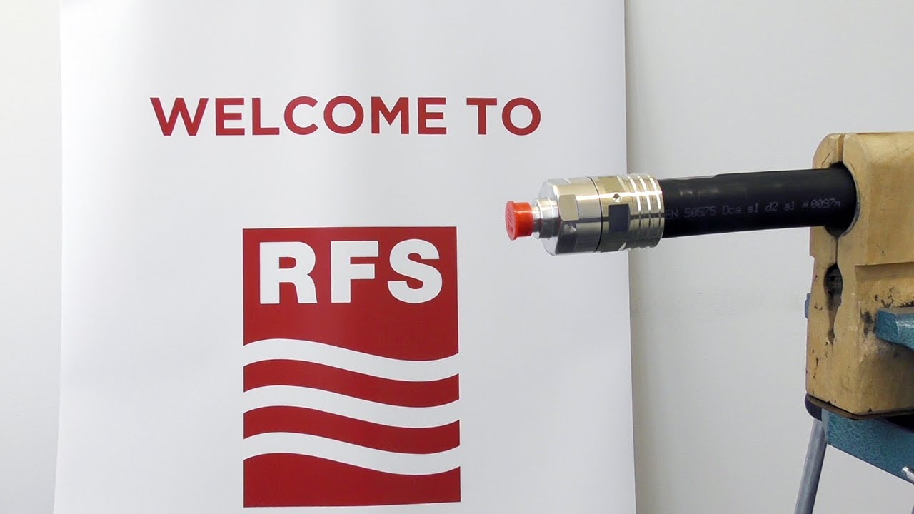 How to install a standard connector – P02 series on a RADIAFLEX® Cable 1 1/4” (RLK*/RAY*/RLF*)