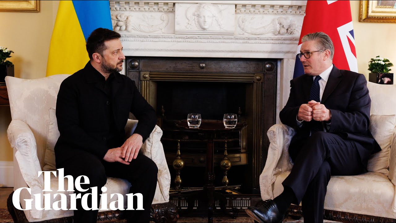 Starmer tells Zelenskyy that 'focus must remain on Ukraine'
