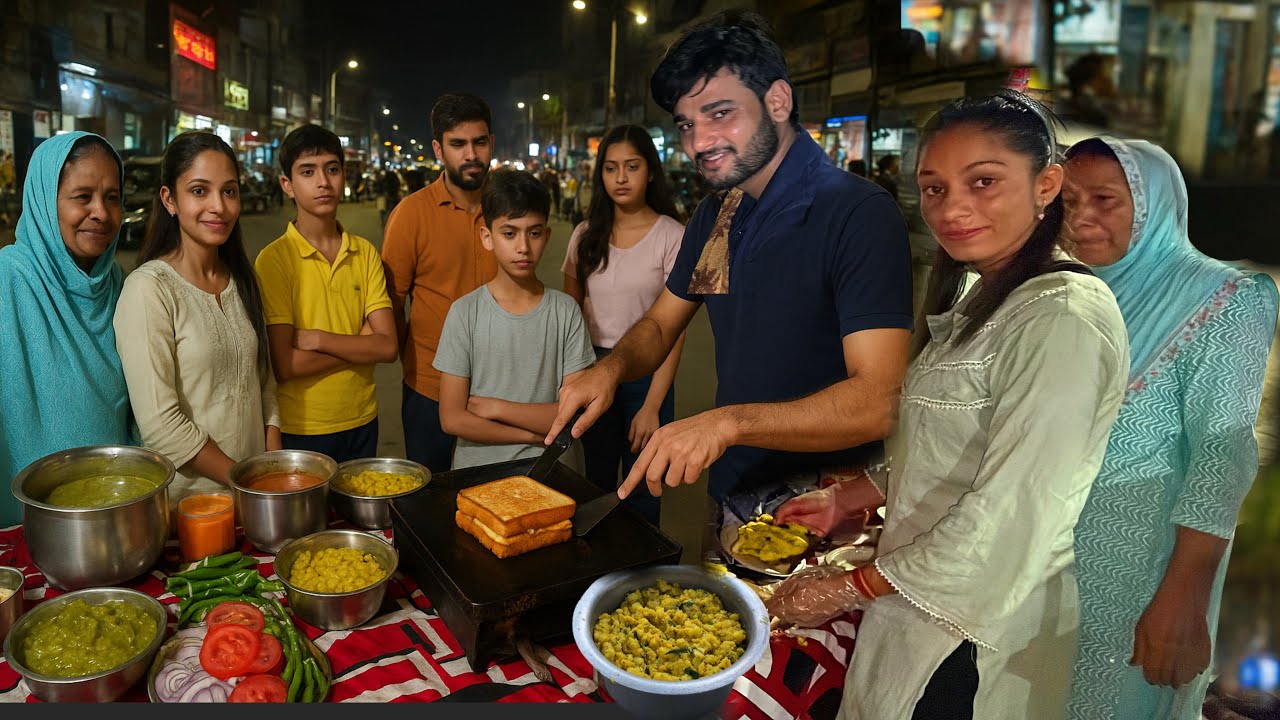  Ajj laya Sandwich 🥪 da stall | 1samdwich 30rs fully overloaded | onroad street food 🤤 |