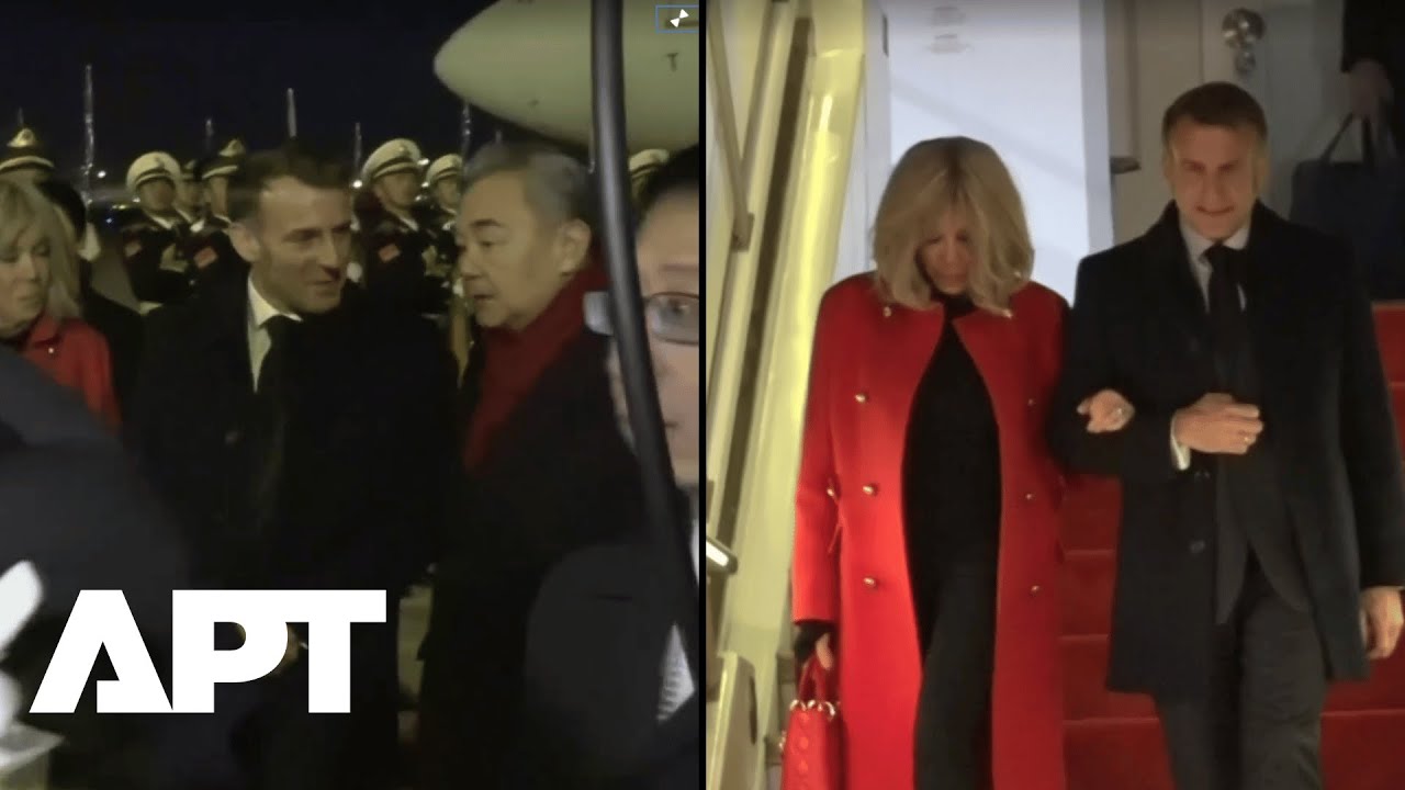 Macron & Wife Brigitte Arrive in Beijing: Wang Yi Recieves France's Leader With Grand Welcome | APT