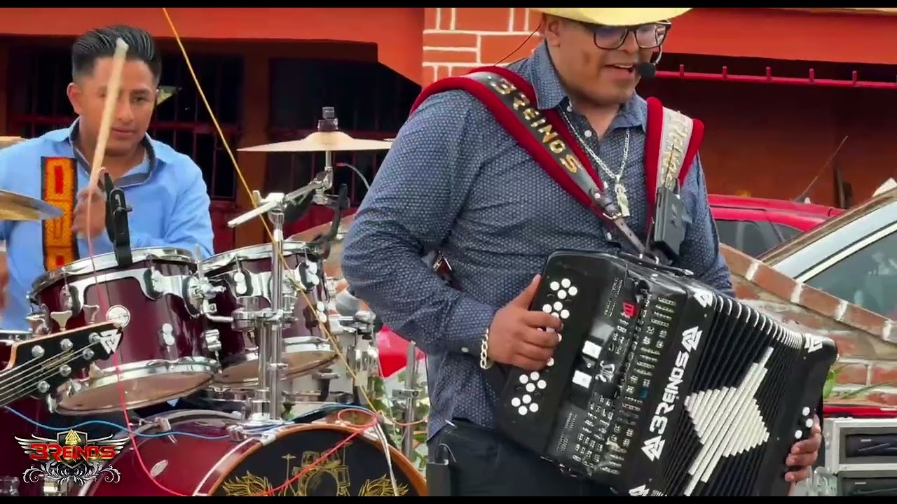 Los Bajadores - 3 Reinos en vivo desde el Rancho los Ángeles 