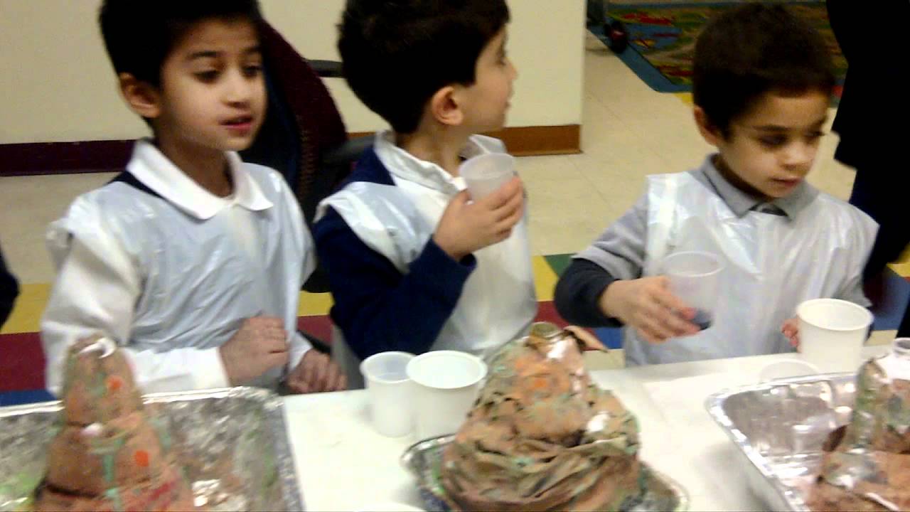 KG Class of Al-Minhaal Academy Performing Science Experiments: Video #2