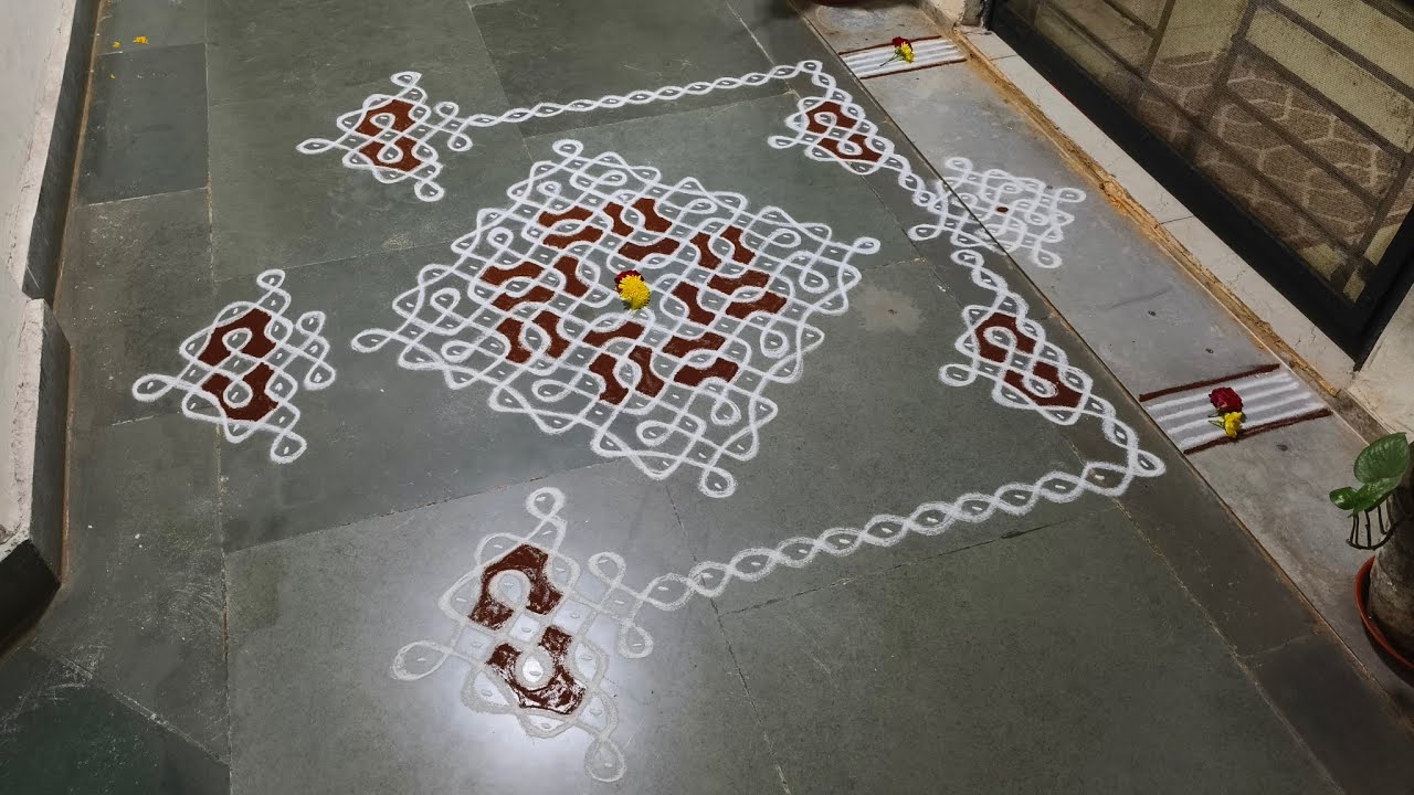 15 dots Sikkukolam design / Brahmamudi kolam @ShaliniVijay 