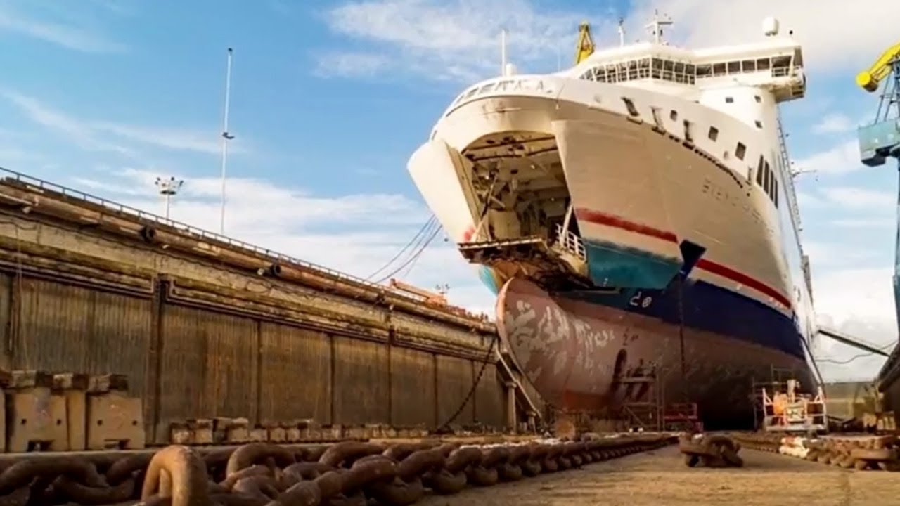 Harland and Wolff Dry Dock