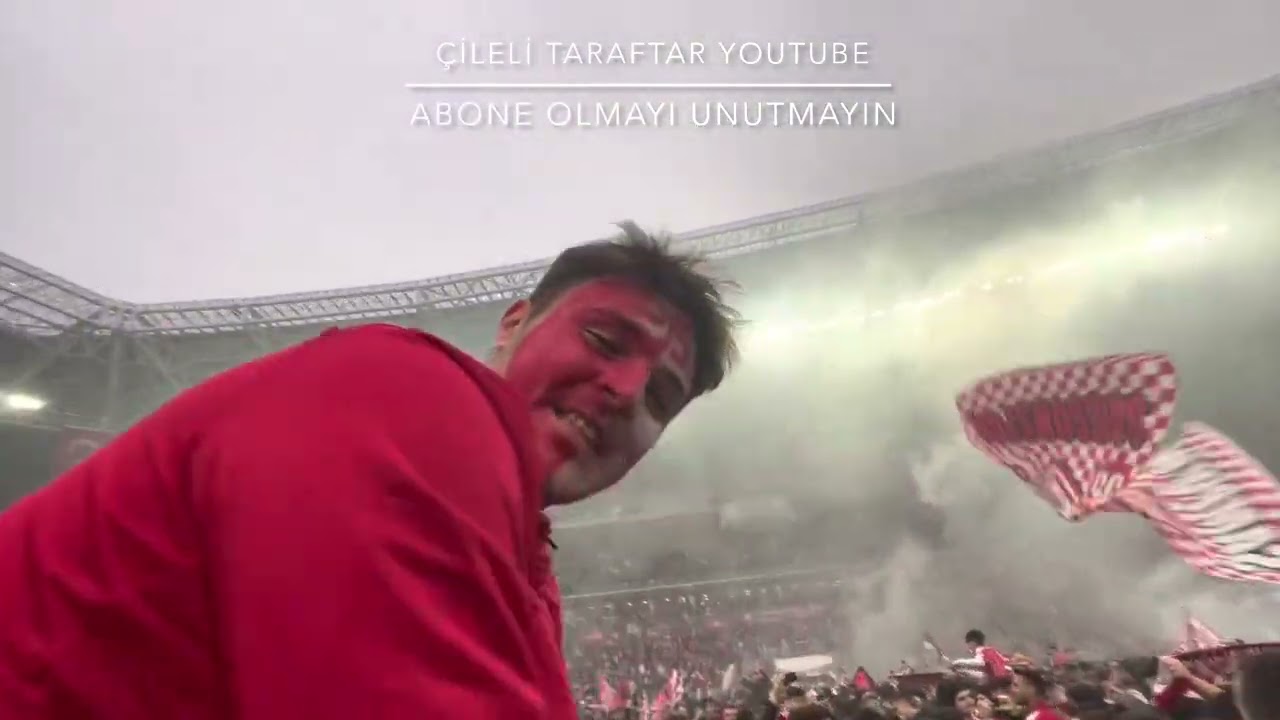 TARAFTAR SON DÜDÜKLE SAHAYA ATLIYOR MÜTHİŞ MAÇ SAMSUNSPOR 4-1 KEÇİÖRENGÜCÜ MAÇI