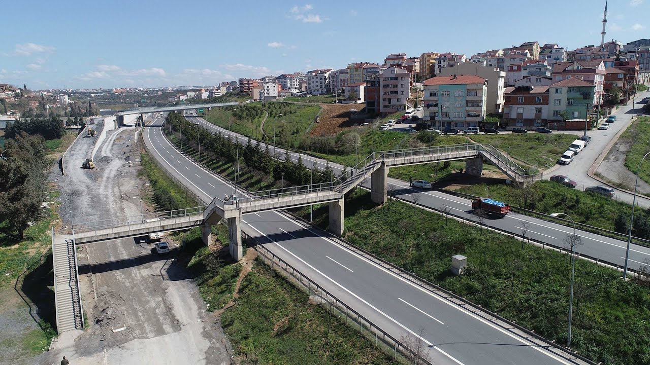 Kocaeli ile İstanbul'u bağlayan üst geçit hala kullanılıyor