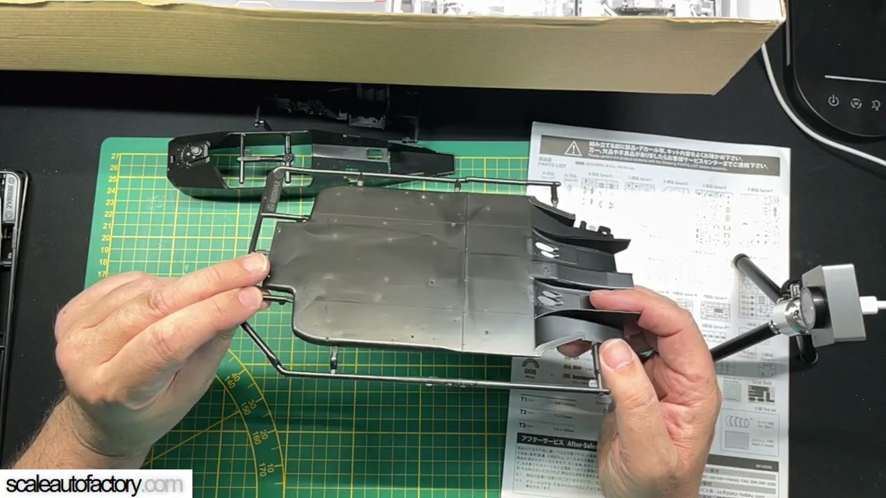 Scaleautofactory packt aus: Beemax 1/12 Mclaren MP4/4 Honda turbo - neues Video