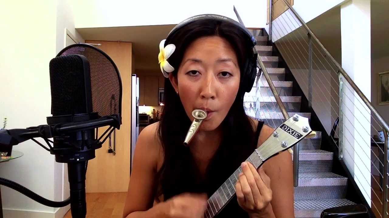 Day 20: Tonight You Belong to Me with banjolele and kazoo // #100DaysofUkuleleSongs