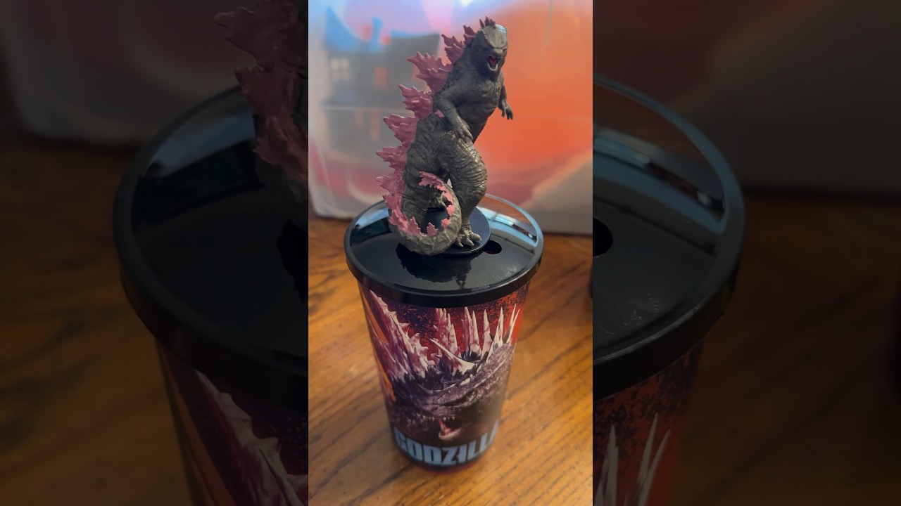 AMC Godzilla Figure Cup Godzilla X Kong The New Empire Kaiju Toy In Hand Look!