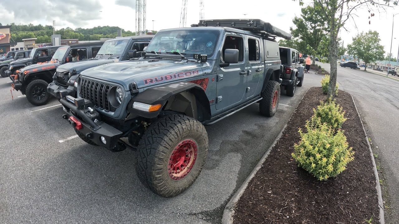 Great Smoky Mountain Jeep Invasion (50 Shades of Grey)