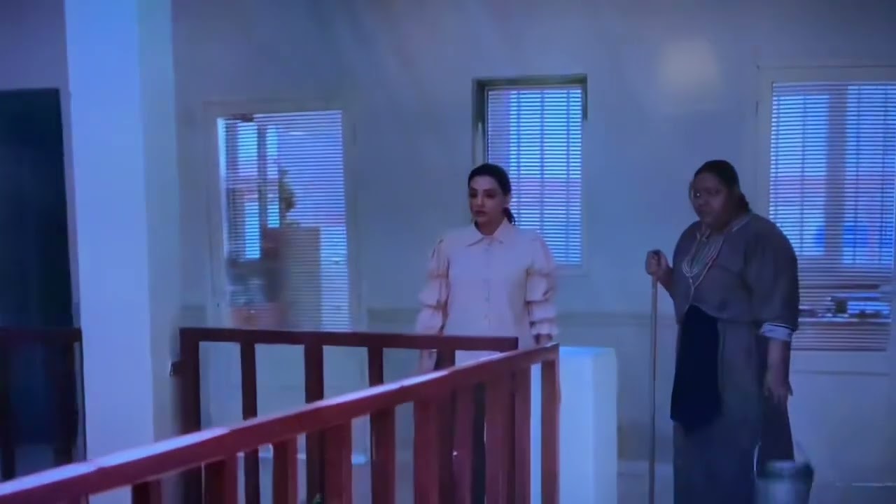 قصه المدرسه الثانويه في جده 2011 ريم النهاري الفلم(جرس إنذار)Netflix