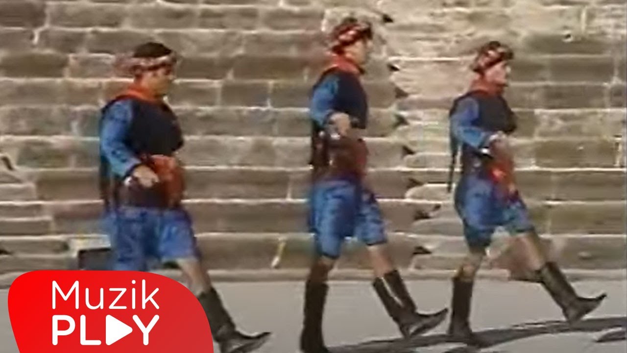Mustafa Oruç & İsmail Ercek - Rakı Koydum Fincana (Mican) (Official Video)