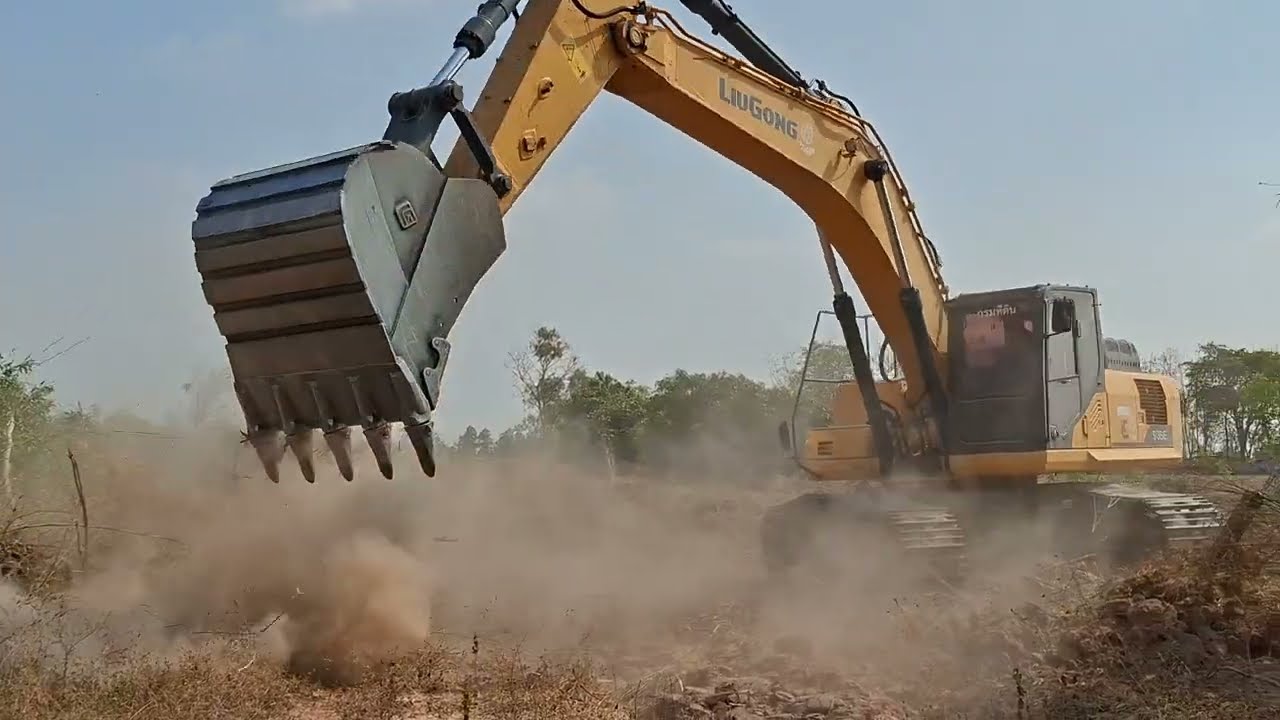 รีวิวรถขุดขนาดสามสิบตัน liugong 936e งานขึ้นถนนใหม่ชมไปบ่นไป excavator