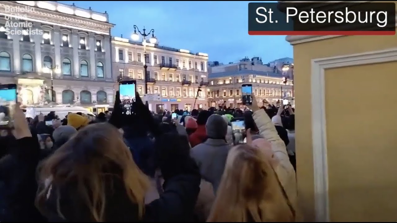Moments from the first day of the war in Ukraine