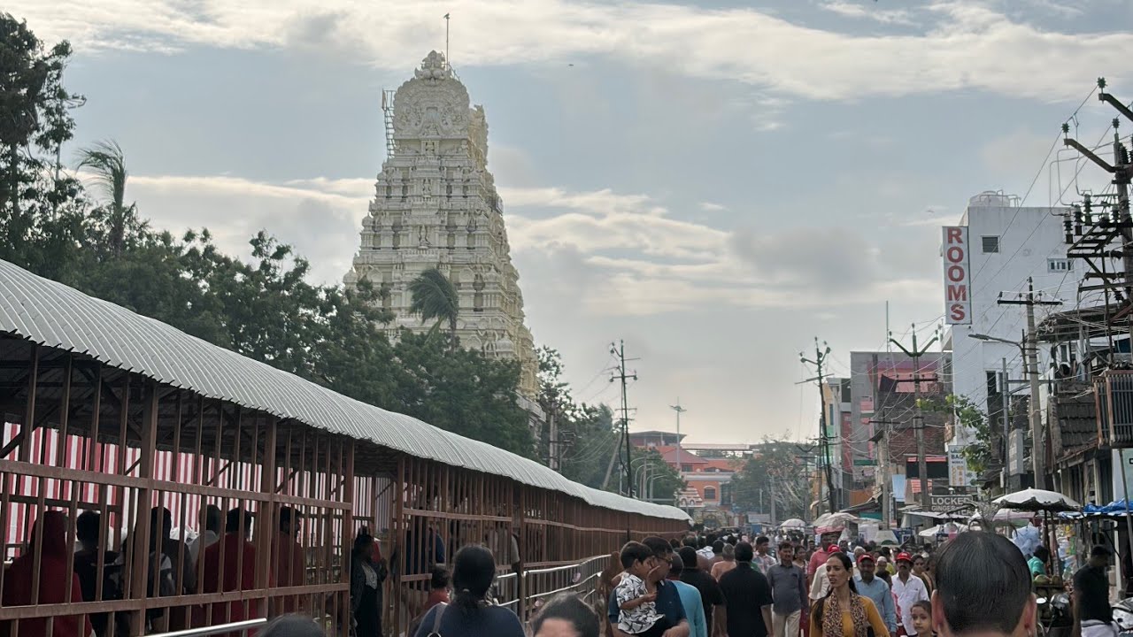 First Time in Madurai?! PART-1 | Chauhan Sisters Travel Vlog